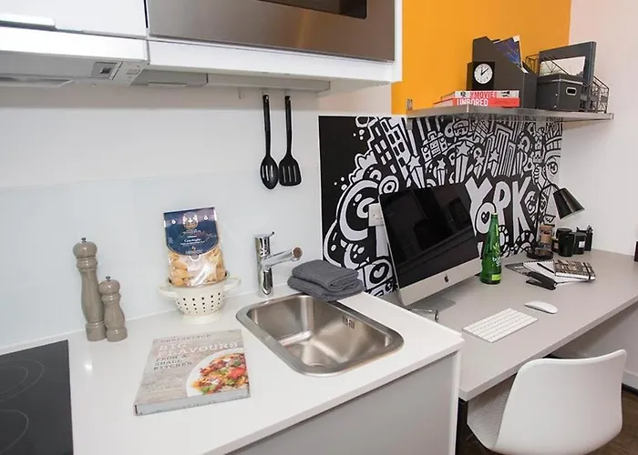 Modern Living At Riverside In The Heart Of Apartamento *