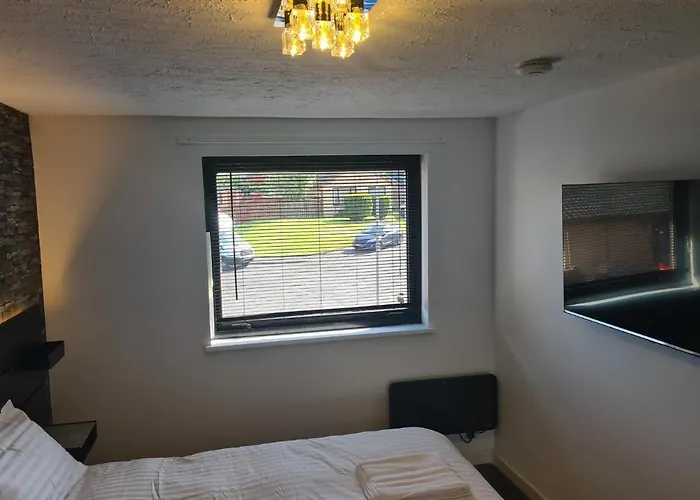 Travel Host 3 Bedroom House With Free Parking * Γλασκώβη