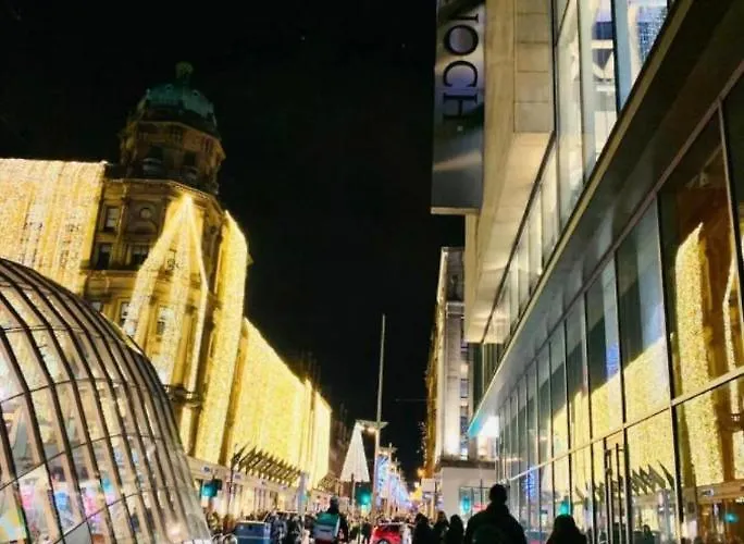 Appartamento Centre Flat With River Views And Parking