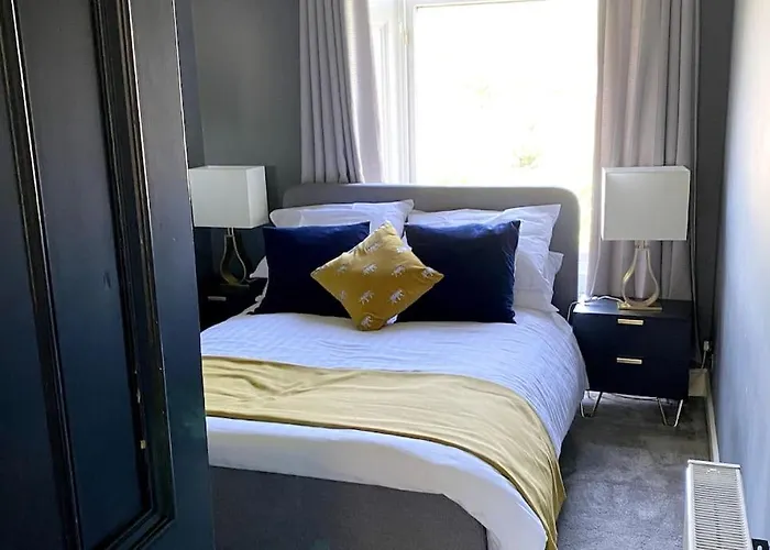 Appartamento Stunning 3 Bedroom Victorian Near Pollok Country Park *