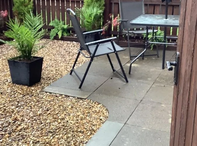 Ground Floor With Garden Apartament