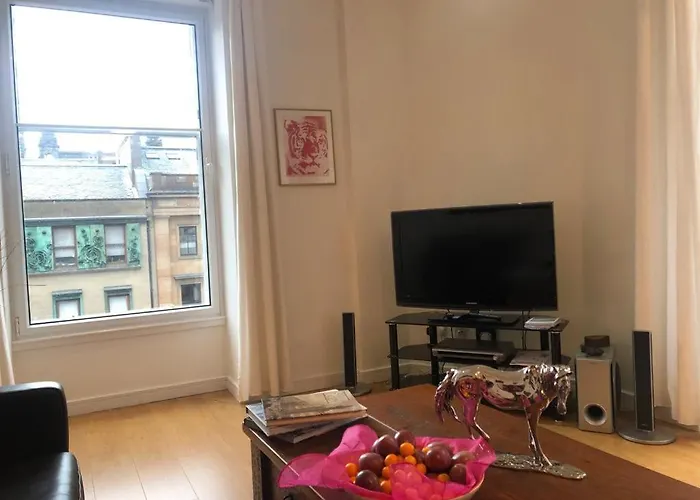 Comfy Two Bedroom Right In The Centre アパート *