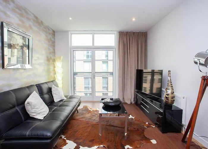 Fantastic Centre Flat Daire