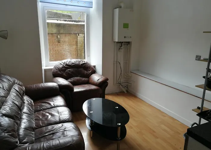 Affittacamere Budget Double Bedroom Near Centre And West End *
