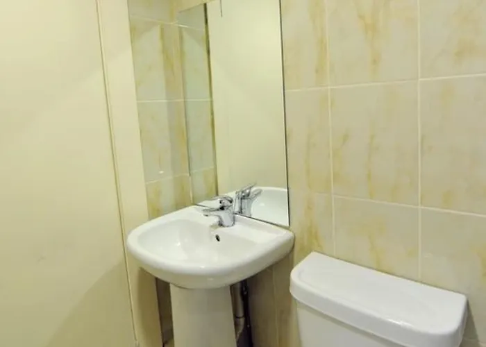 Alexander Thomson 3*