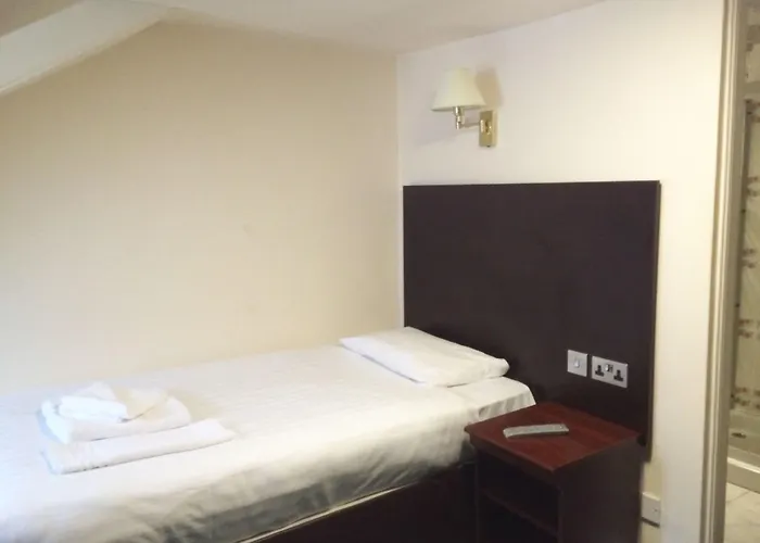 Rennie Mackintosh - Station 3* Glasgow