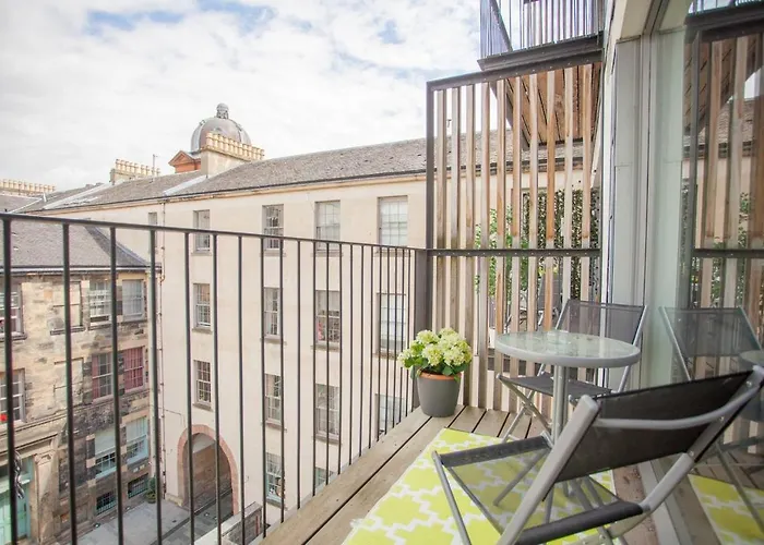 1 Bedroom Flat In The Heart Of Merchant Appartement