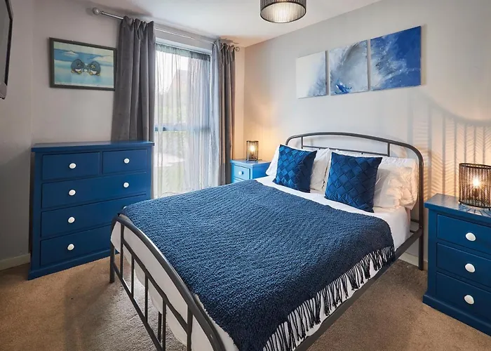 Apartment Host & - London Avenue *