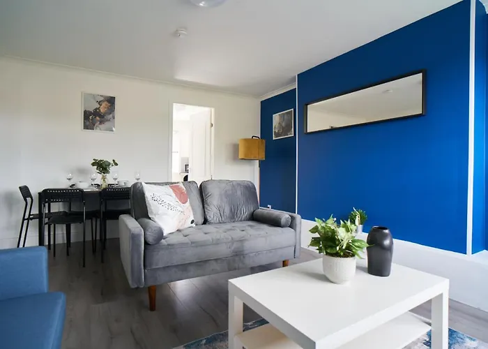 Dunalastair Apartment *