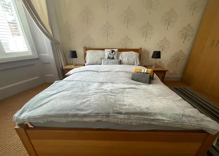 شقة Stunning West End Flat! *