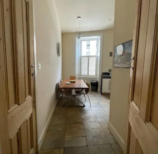 Appartamento Stunning West End Flat! *