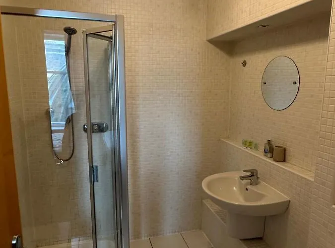 Comfy Two Bedroom Right In The Centre アパート グラスゴー