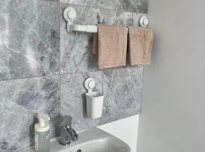 Modern Comfy One Bed - Free Parking