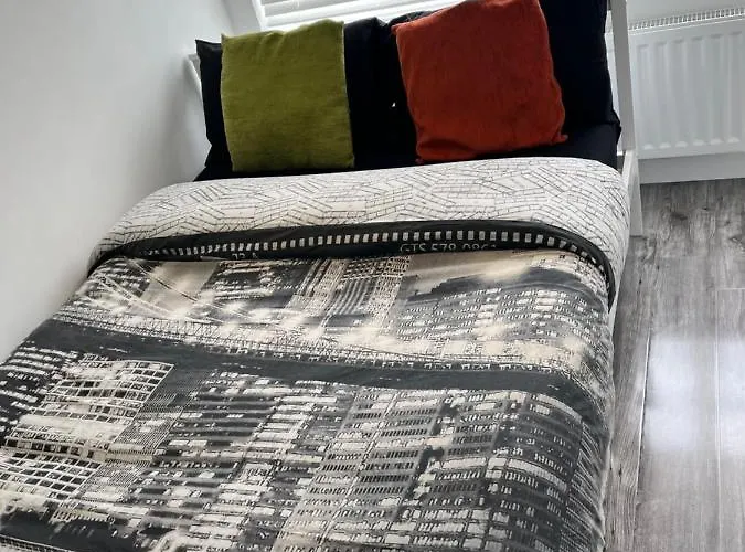 Modern Comfy One Bed - Free Parking Apartman