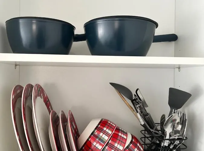 Modern Comfy One Bed - Free Parking *