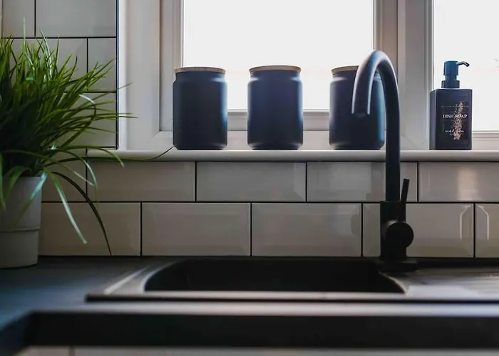 Sleepluxury Aparthouse בית נופש *