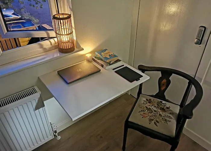 Διαμέρισμα Peaceful House In The Heart Of City, Close To Queen Elizabeth Hospital And Govan Subway, Free Private Parking