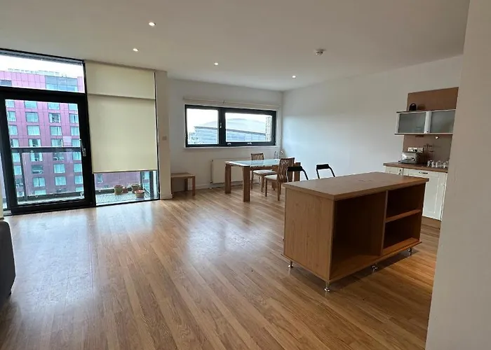 Secc Hydro Penthouse *