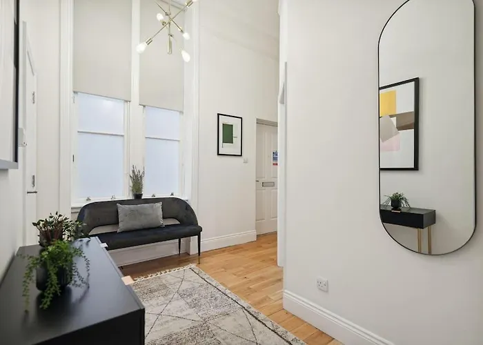 Luxurious 2 Bed Blythswood Flat