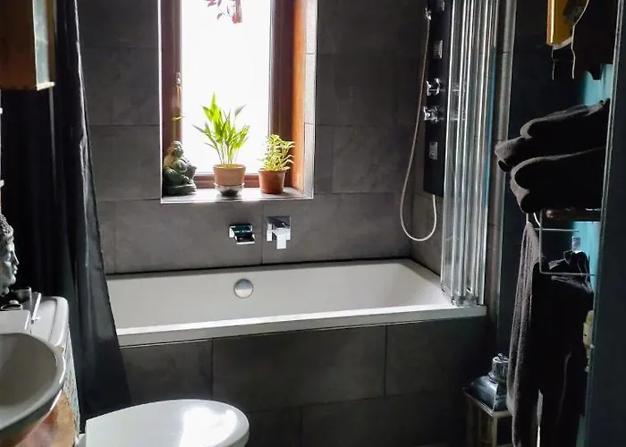 Large Cosy In G3 גלאזגו