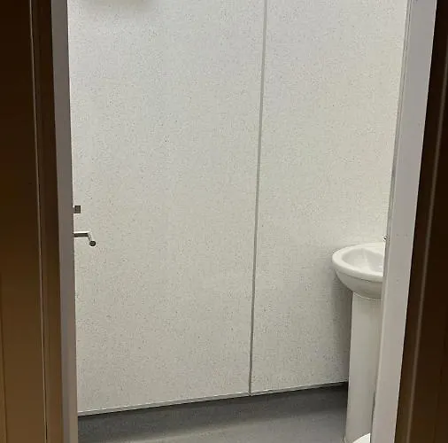 Large 3 Bed Apt Close To City, Ovo Hydro And Ibrox Stadium グラスゴー