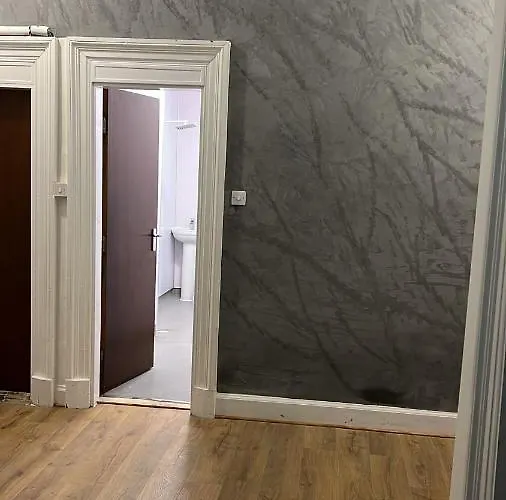 Large 3 Bed Apt Close To City, Ovo Hydro And Ibrox Stadium Апартаменты