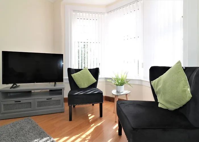 Signature - Lincoln View