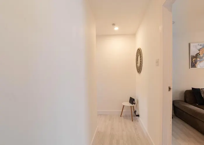 City, West End, Private Parking * Glasgow