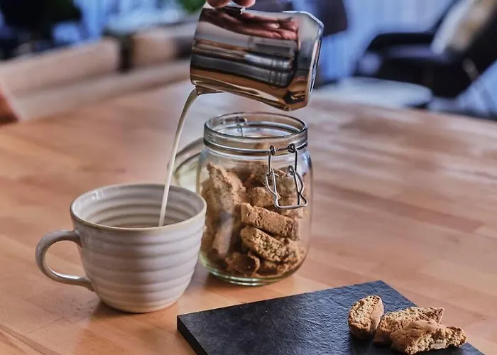 Glasgow, Finnieston Luxury 2 Bed With Parking, E-check In, Hi-fi גלאזגו