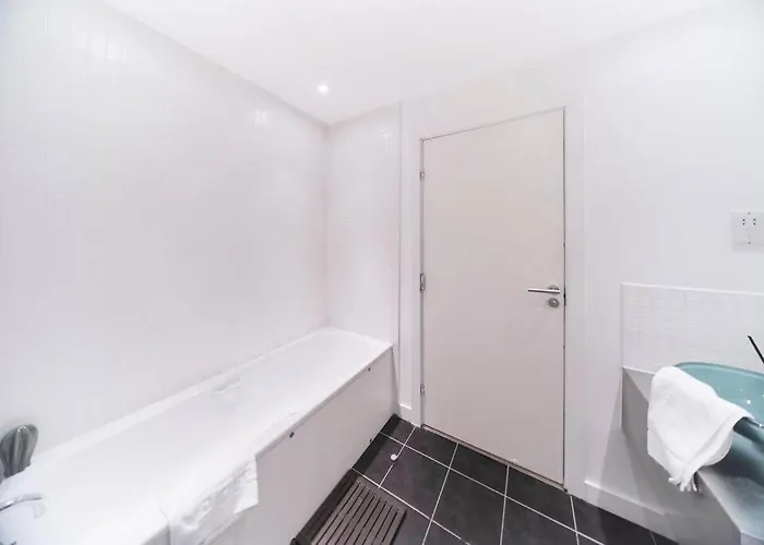 Appartamento Glasgow, Finnieston Luxury 2 Bed With Parking, E-check In, Hi-fi *