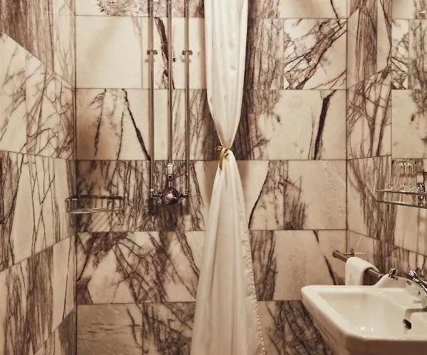 Szálloda House Of Gods 5*