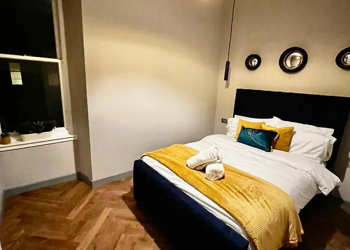 1 Bed In West End * Glasgow