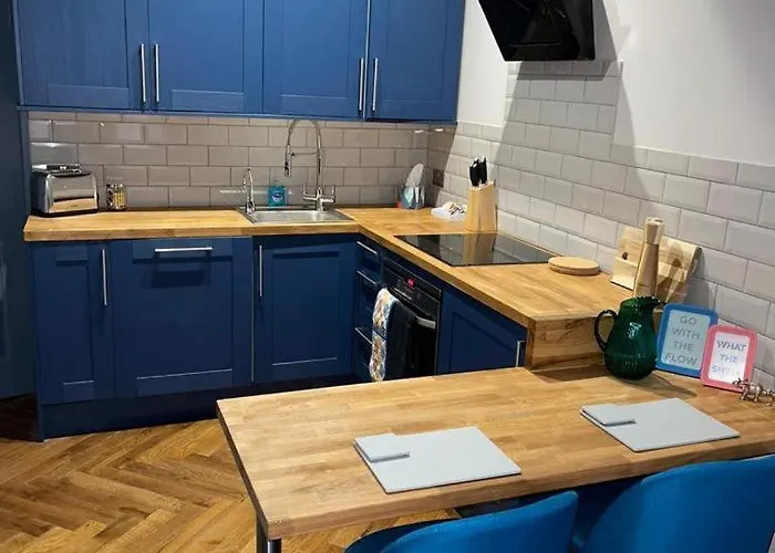 Stunning 1 Bed In West End * Glasgow