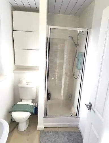 La Casita, Your Away From - Free Parking Appartement *