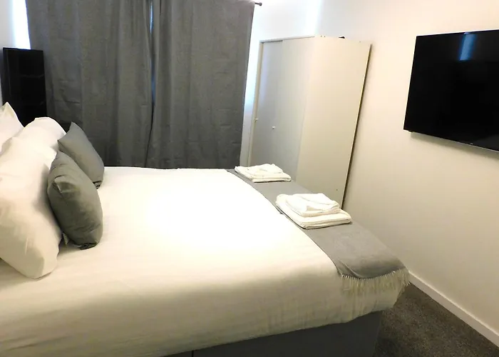 No 54 - New & Delightful 3 Bed House In East Kilbride * גלאזגו