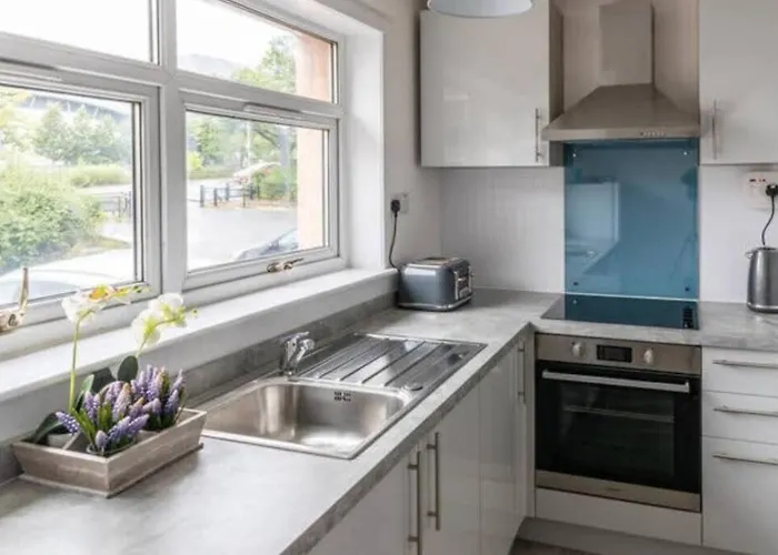 Cosy 1 Bed With Parking In City Centre * גלאזגו