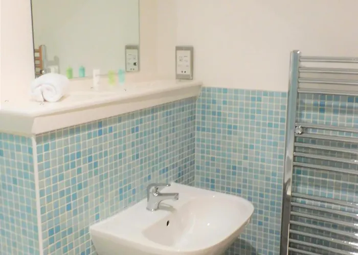 2 Bedroom In The Heart Of The Centre, Perfect Location Appartamento