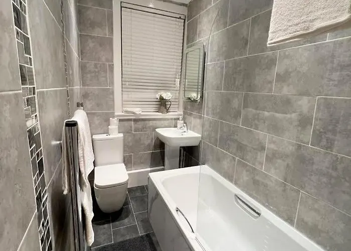 Appartamento Lovely 2 Bed Close To Silverburn Mall