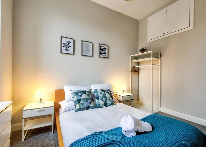 Stylish & Spacious 3 Bedroom In Finnieston, West End Appartement Glasgow