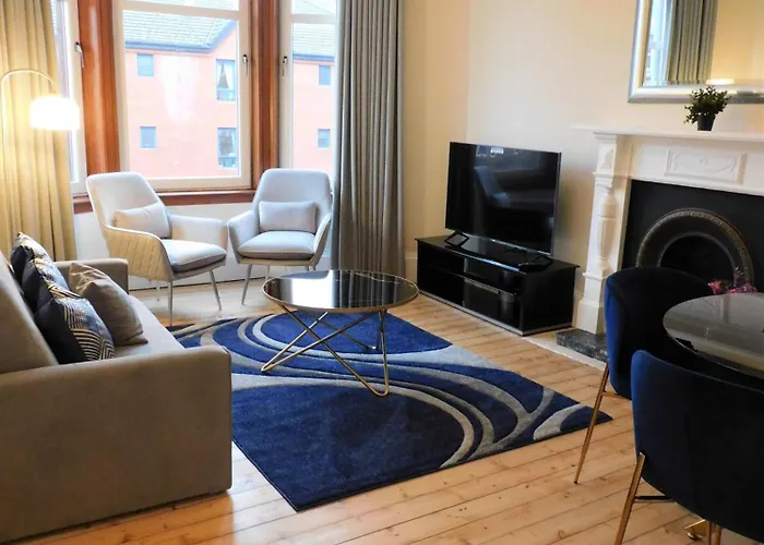 Beautiful & Spacious 2 Bed In West End * Glasgow