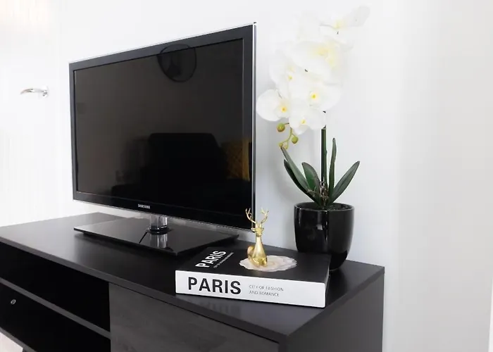 Stylish House With Private Parking * Глазго