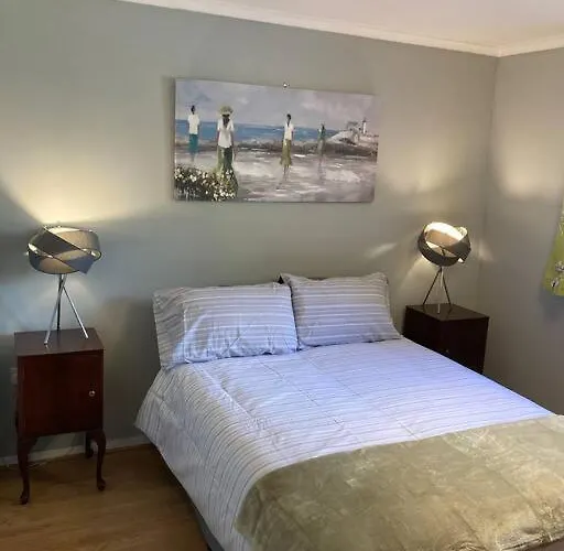 Comfy 1 Bedroom Flat With Free Parking * Glasgow