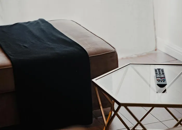 Royal Chambers Serviced * Glasgow