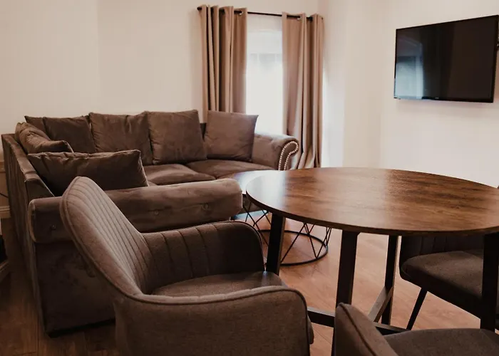 Royal Chambers Serviced Apartment *