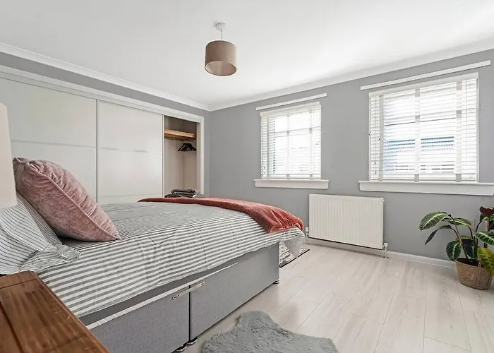 Stylish 2-bed House Private Driveway Apartamento *