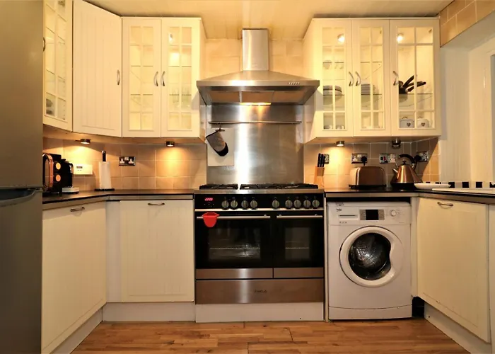 Signature - Shield House