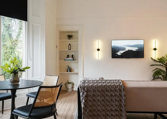 The West End Retreat - Your Luxurious 5* 글라스고