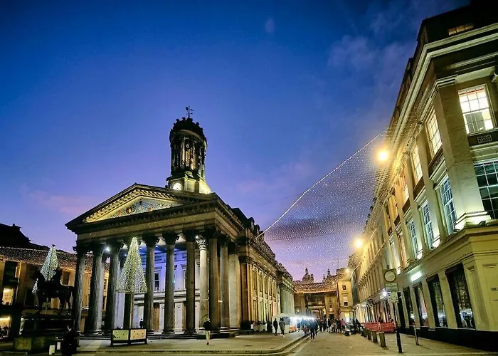 Glasgow, Finnieston Luxury 2 Bed With Parking, E-check In, Hi-fi *