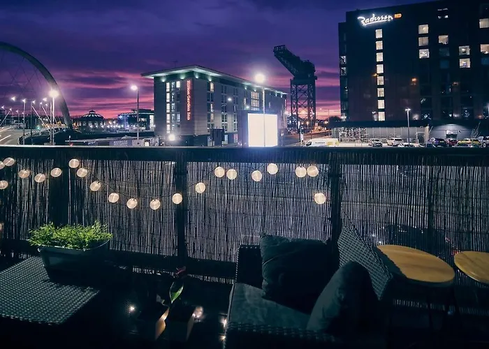 Apartman Glasgow, Finnieston Luxury 2 Bed With Parking, E-check In, Hi-fi *