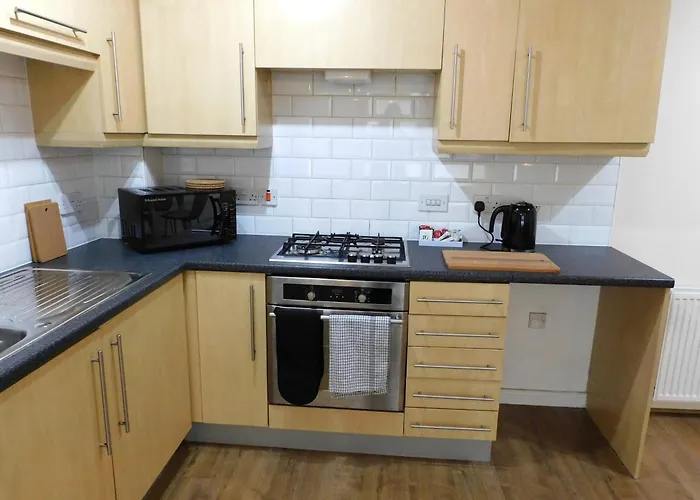 Fabulous 2 Bed 10 Mins From Centre